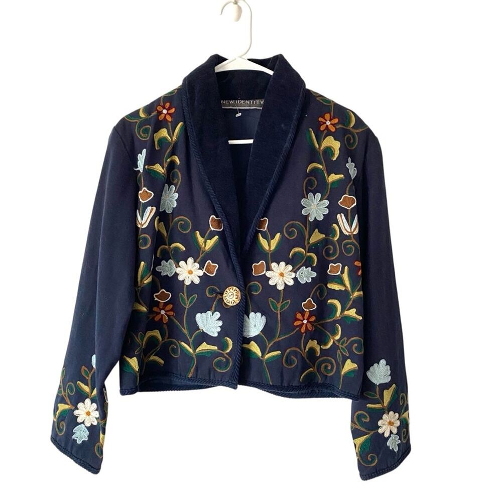 New Identity Navy Blue Cotton Embroidery Floral Jacket Crop size small